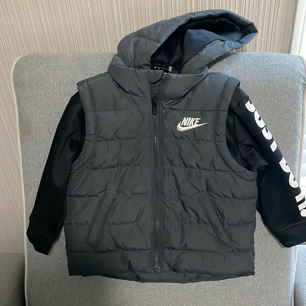 Nike sweater jacket black 2 toddler